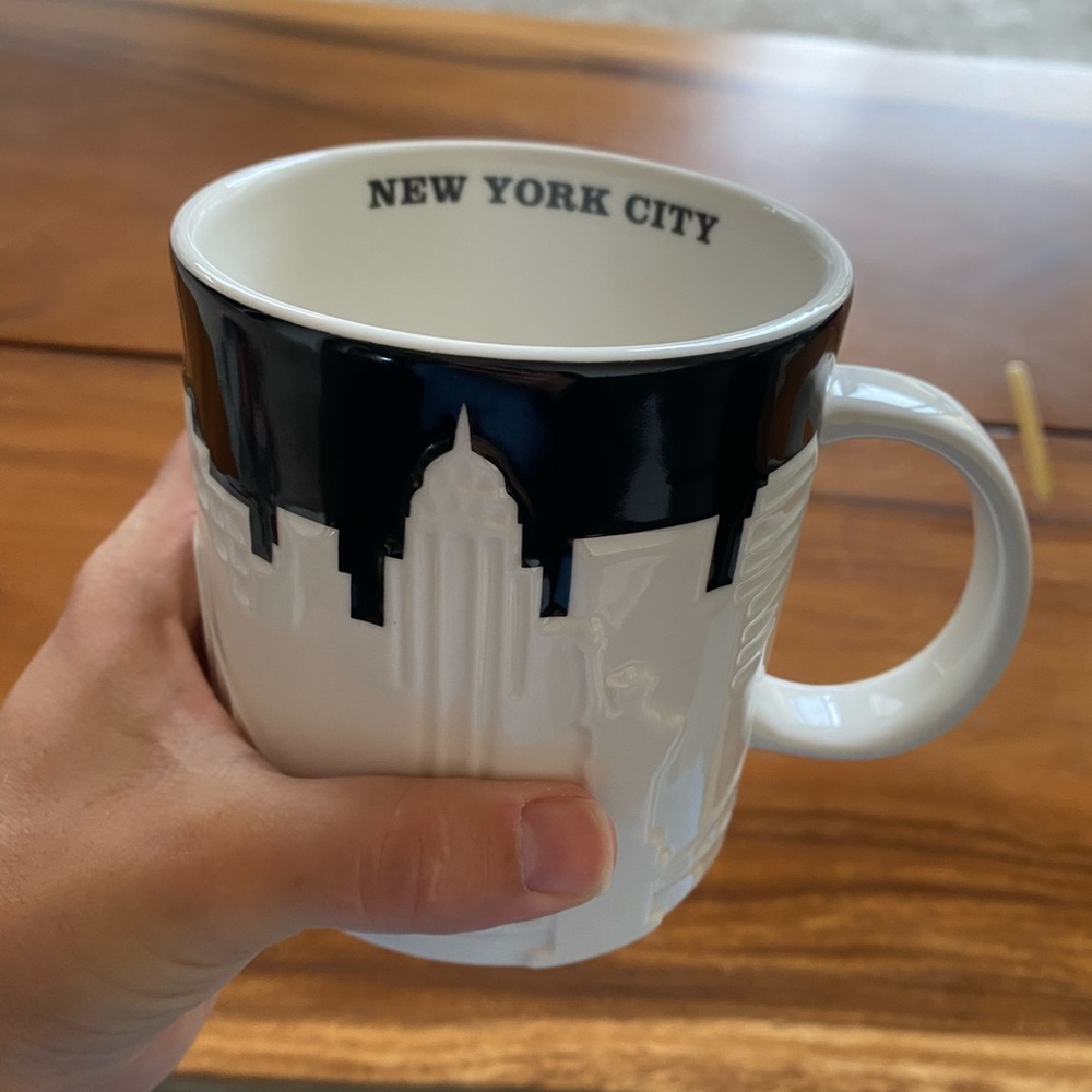 Starbucks 2012 New York City Limited Edition Collector Mug, 16 Oz